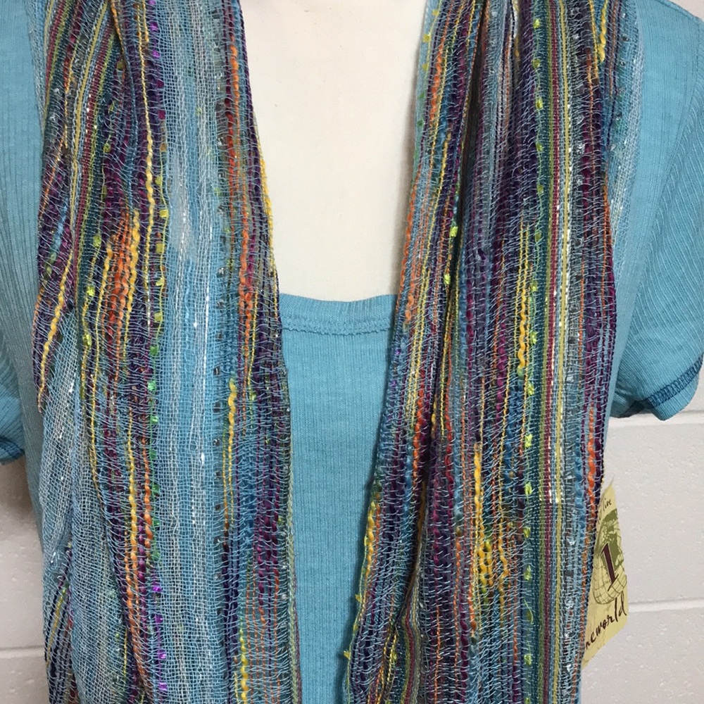 One World Knit Tee with Multicolored Scarf - NWT - Picture 2 of 8